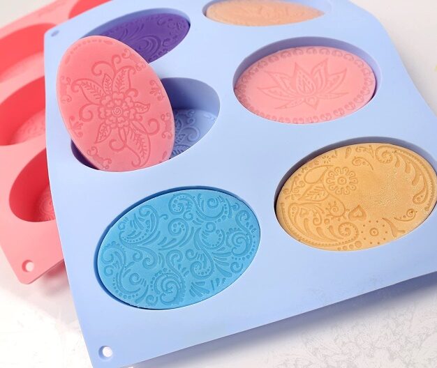 ellipse-silicone-soap-molds-12-cavities-mixed-patterns-1